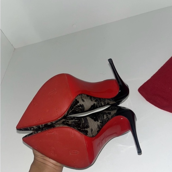 LACE CHRISTIAN LOUBOUTIN HEELS - Picture 6 of 6